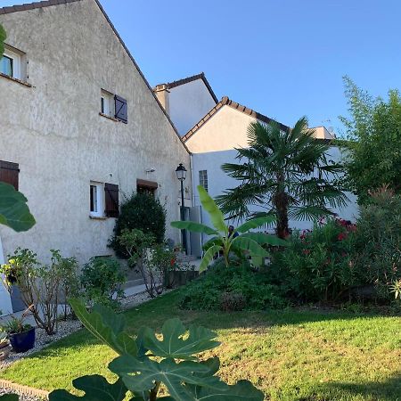 La Maison Parisienne & Jardin Argenteuil Exterior photo